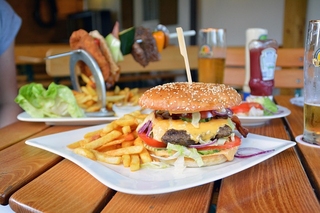 🍔 Hood Burger Center