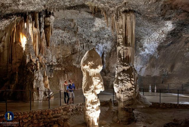 פוסטוינה בסלובניה (Postojna) מדריך למטיילים credit to getyourguide.com
