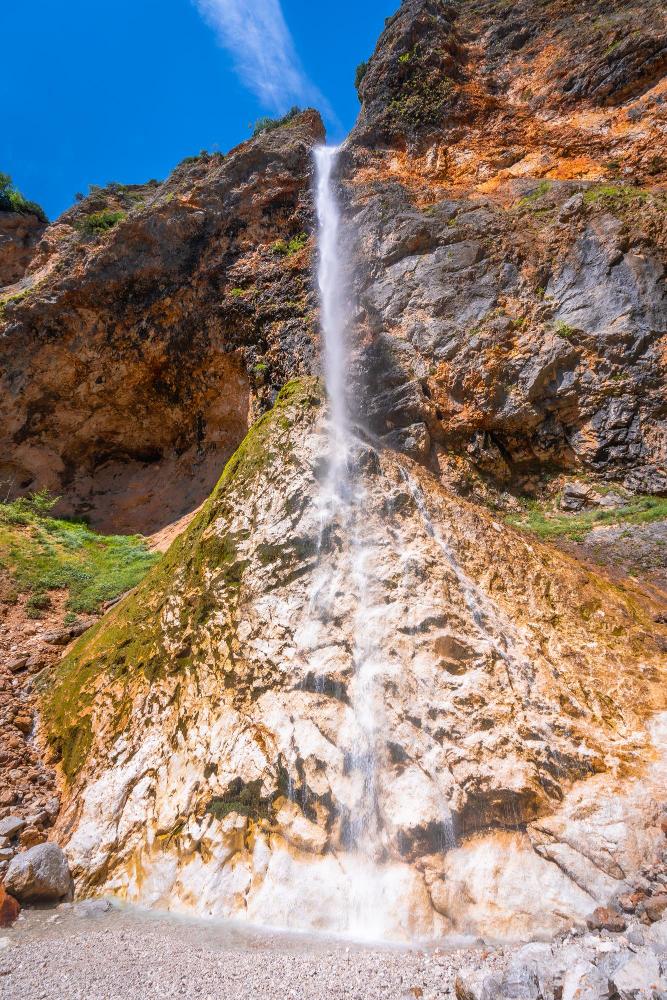 Rinka waterfall